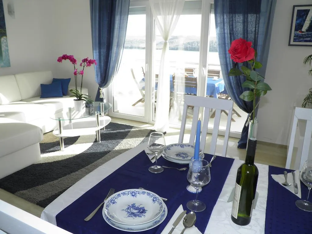 Apartments Perla Dinjiška
