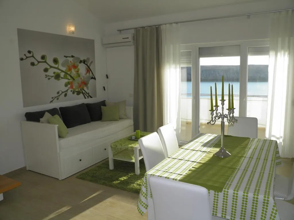 Apartments Perla Dinjiška Kroatien