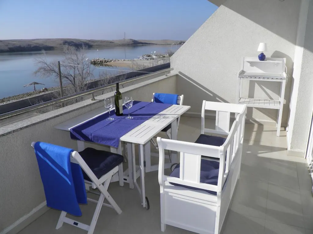 Apartments Perla Dinjiška Kroatien